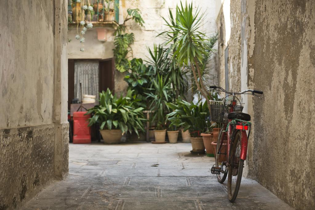 Готель Locanda Degli Angioini Locazione Turistica Мола-ді-Барі Екстер'єр фото